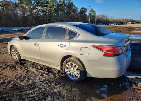 2013 Nissan Altima 2.5 from USA, damaged, VIN 1N4AL3AP2DC158195